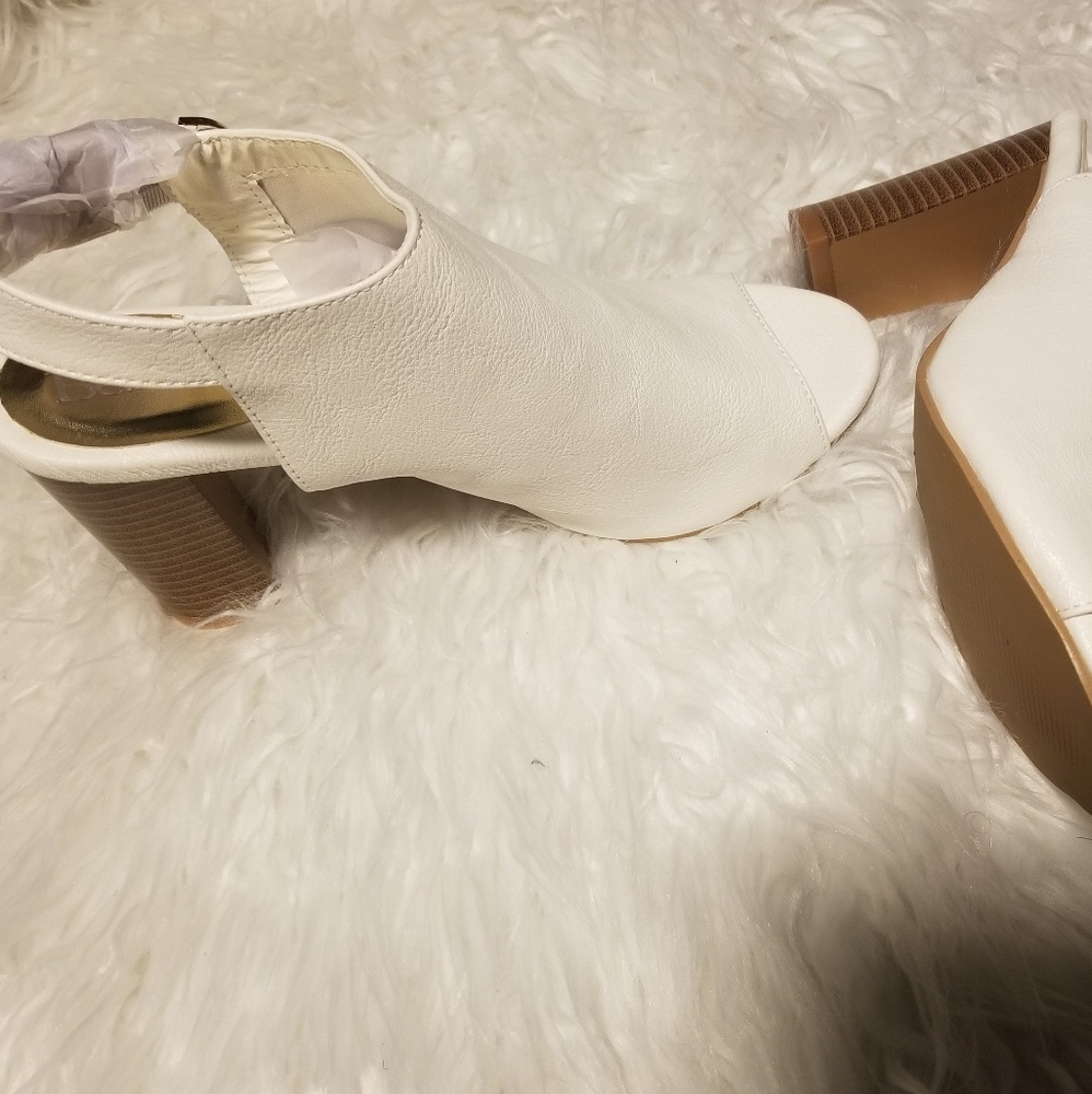 White wooden heel